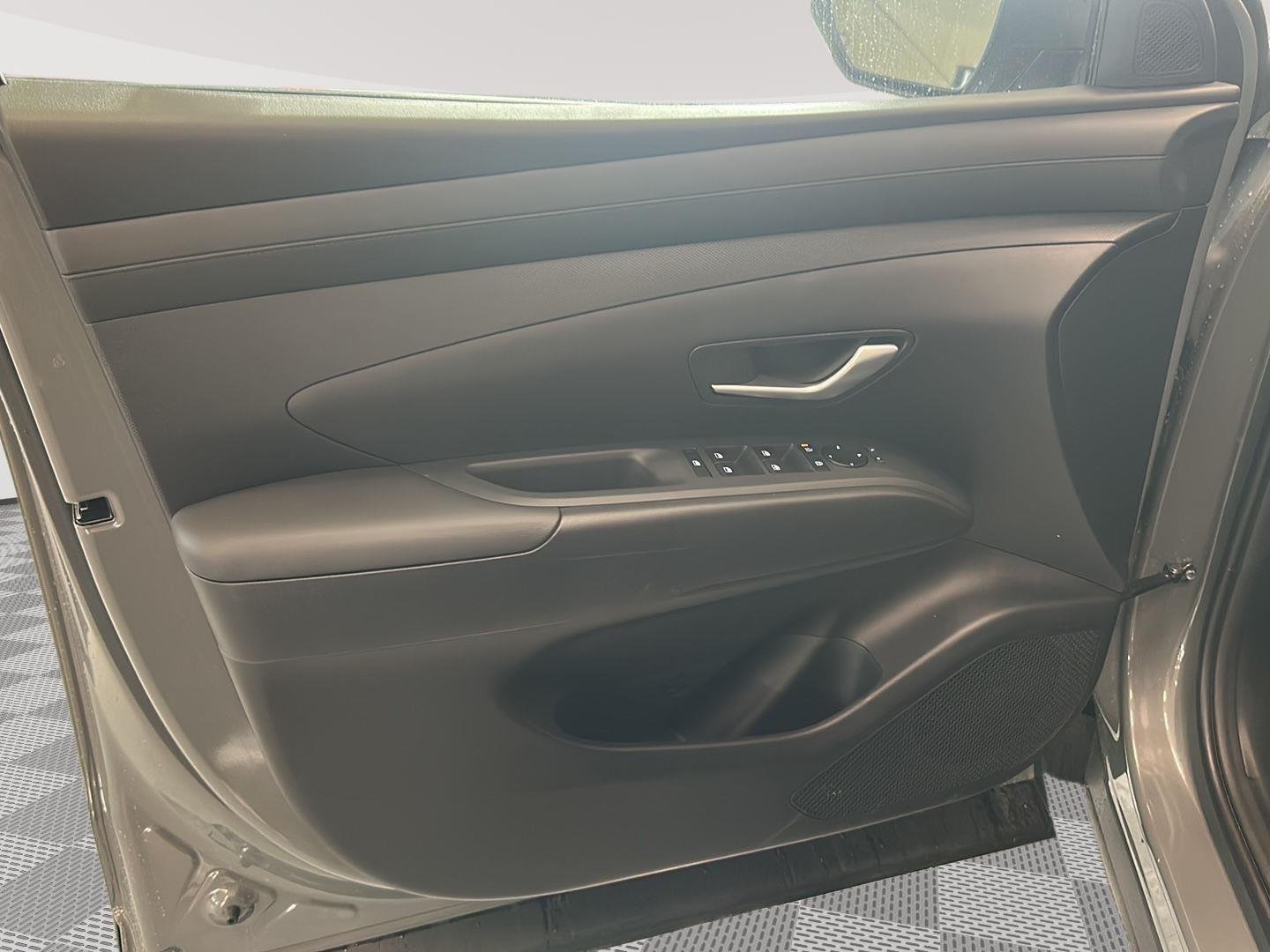 New 2026 Hampton Gray Hyundai SEL AWD image 17