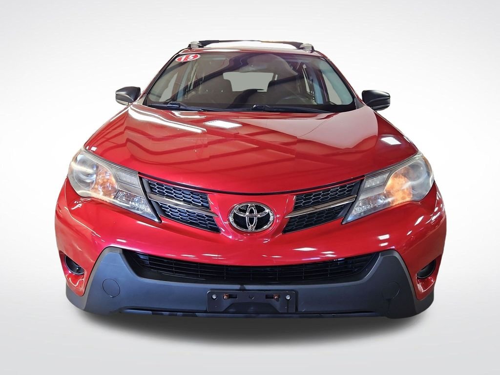 Used 2015 Red Toyota LE image 9