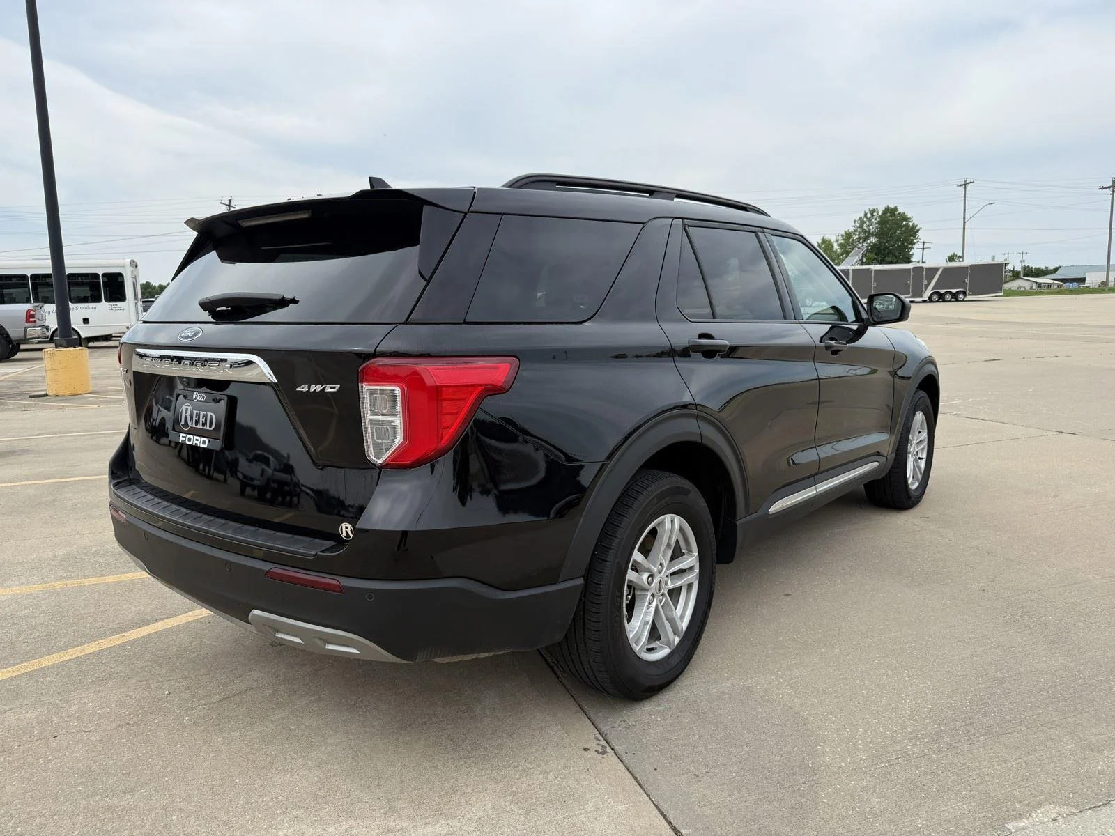 Used 2024 Agate Black Ford XLT image 9