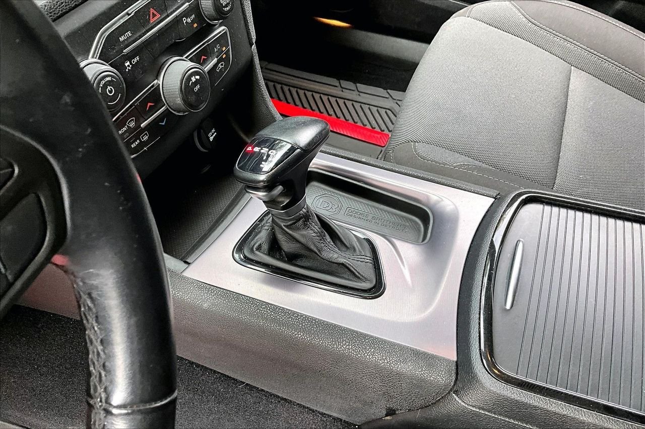 Used 2020 Silver Dodge SXT image 15