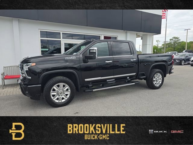 2024 Chevrolet Silverado HD High Country 4WD Crew Cab Standard Box's photo