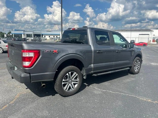 Used 2022 Gray Ford XL image 4