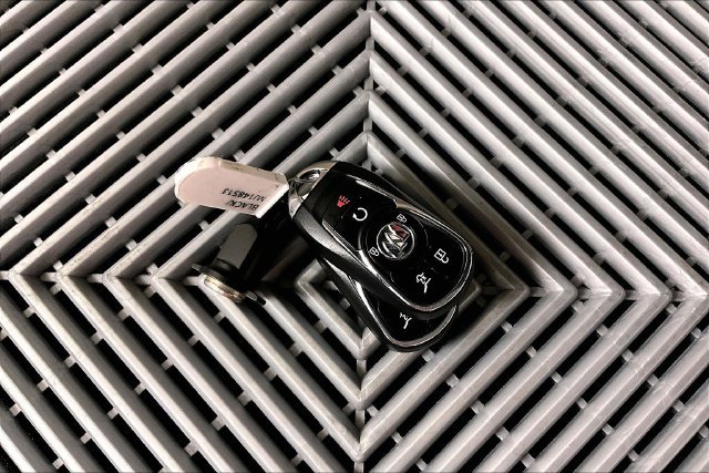 Used 2021 Ebony Twilight Metallic Buick Avenir image 11