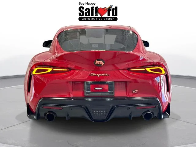 Used 2022 Red Toyota 3.0 image 8
