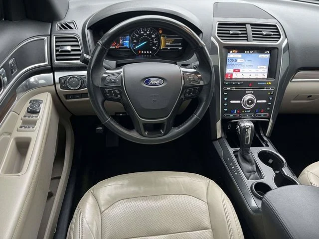 Used 2018 Silver Ford Limited image 16