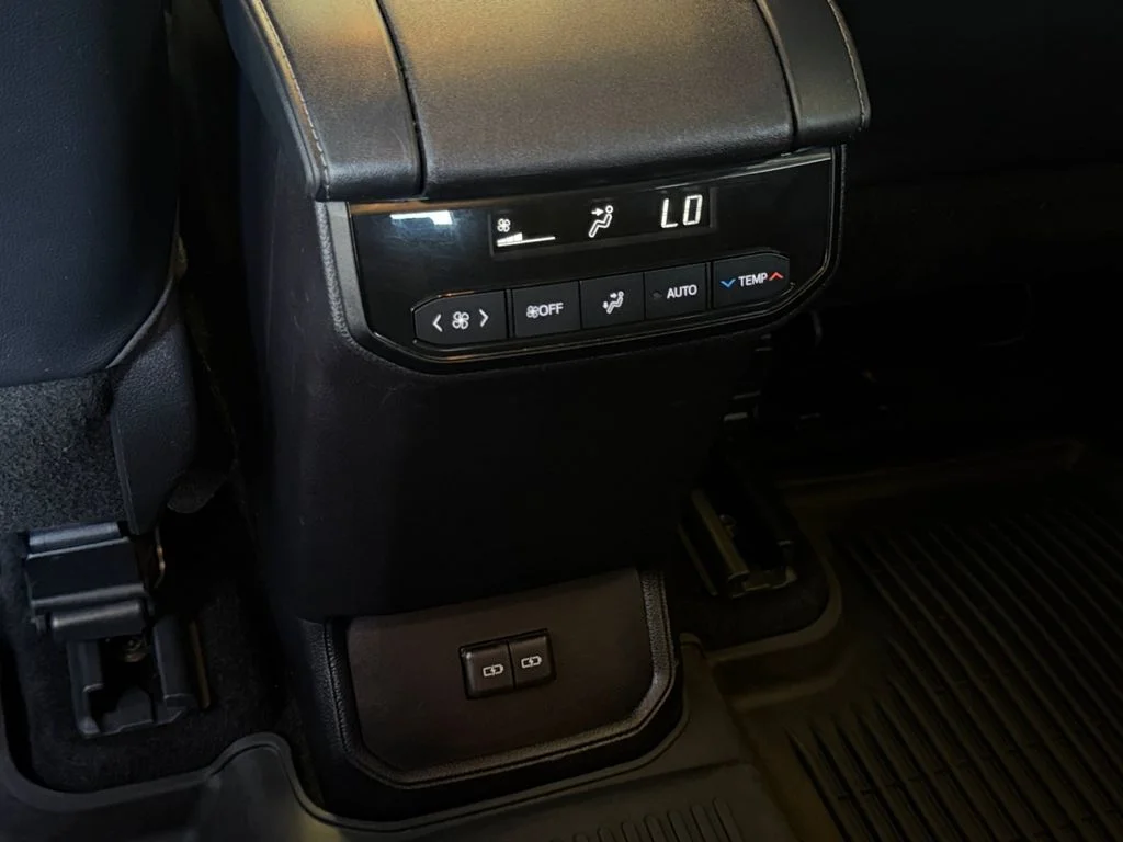 Used 2023 Beige Toyota XLE image 22