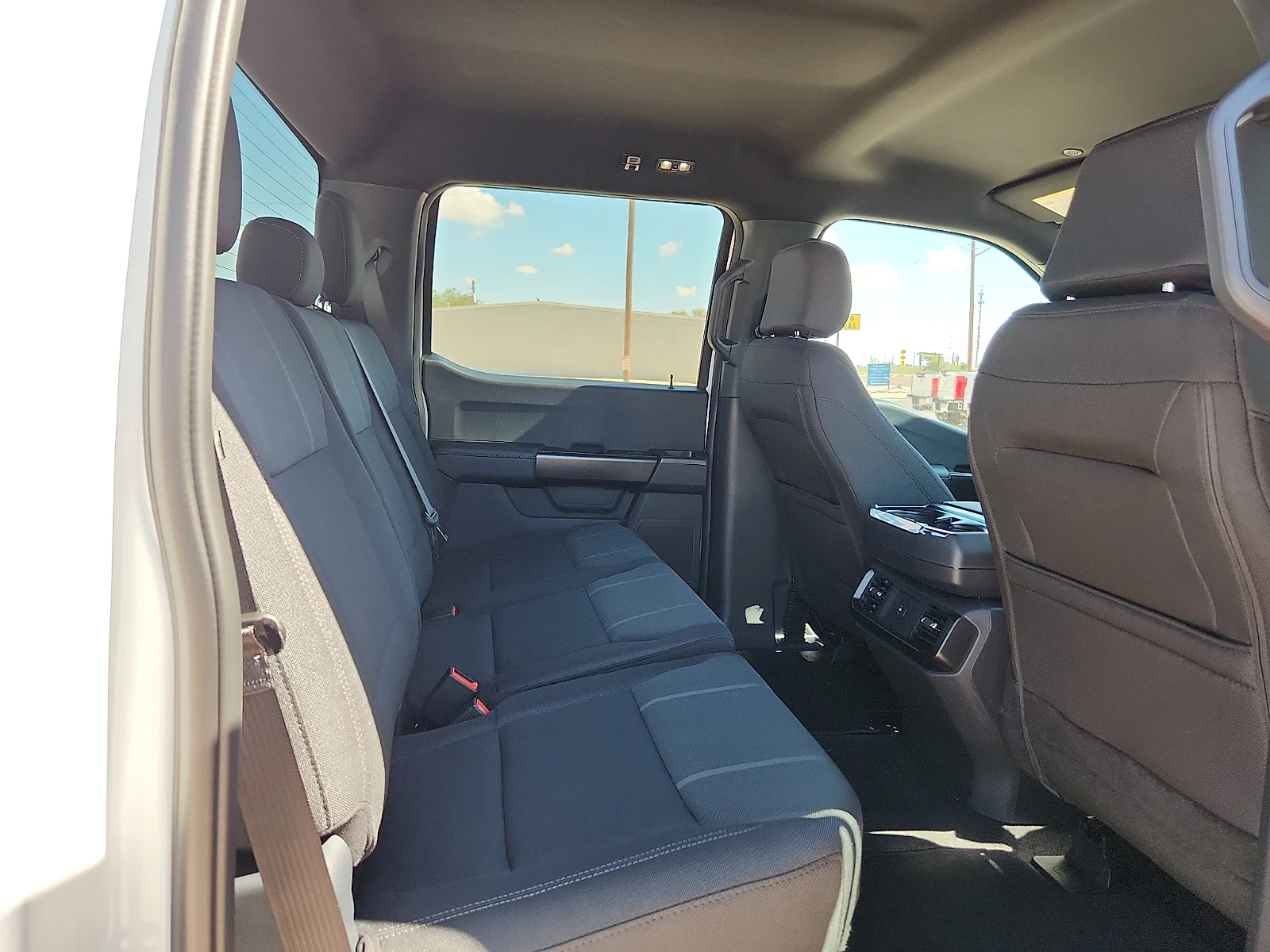 New 2026 Oxford White Ford STX image 19