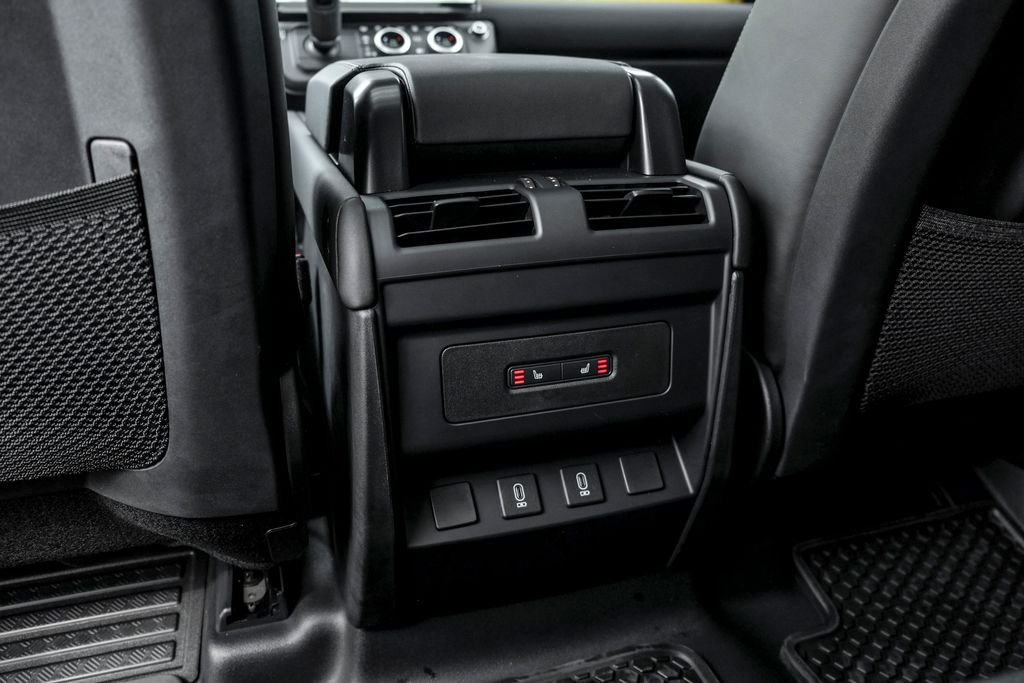 New 2026 Deep Sandglow Yellow Land Rover Trophy Edition image 18