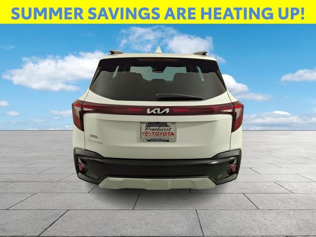 Used 2026 White Kia EX image 7