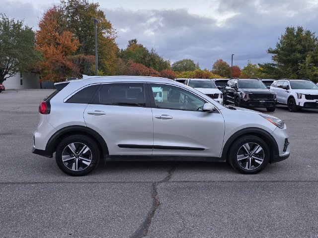 Used 2020 Silky Silver Kia EX Premium image 9