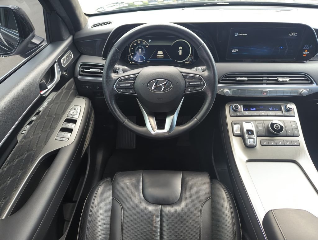 Used 2022 Black Hyundai Calligraphy image 14