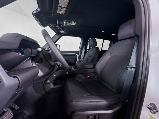 2026 Land Rover Defender X-Dynamic SE - Photo 11