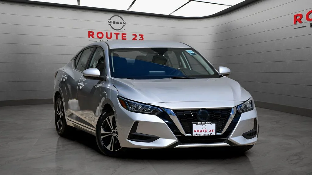Certified Used 2022 Silver Nissan SV image 3
