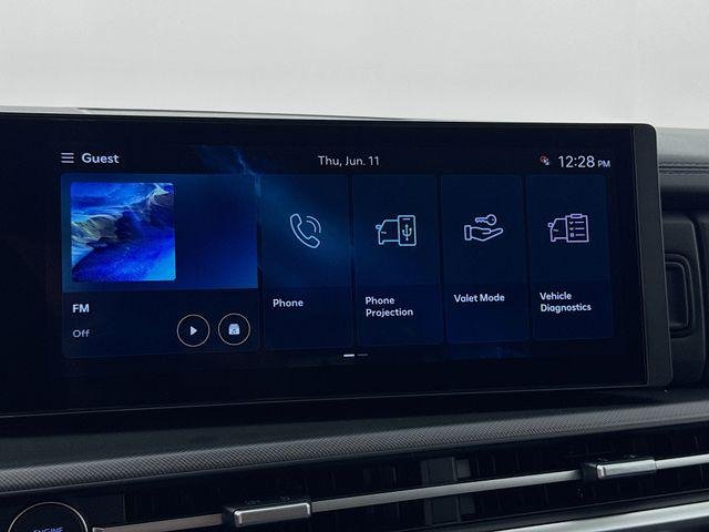 New 2026 White Hyundai SEL FWD image 23