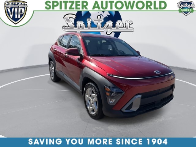 Used 2024 Red Hyundai SE image 2