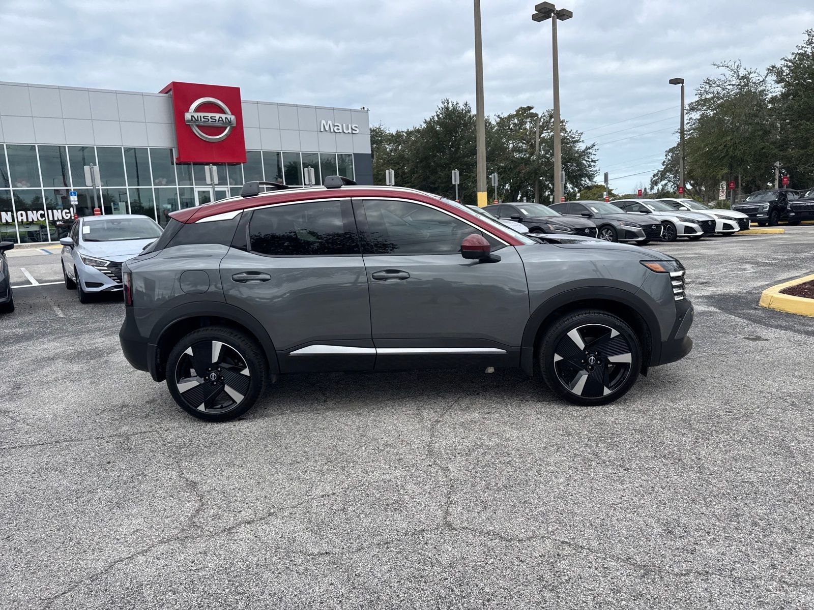 New 2026 Nissan Kicks SR 4D Sport Utility