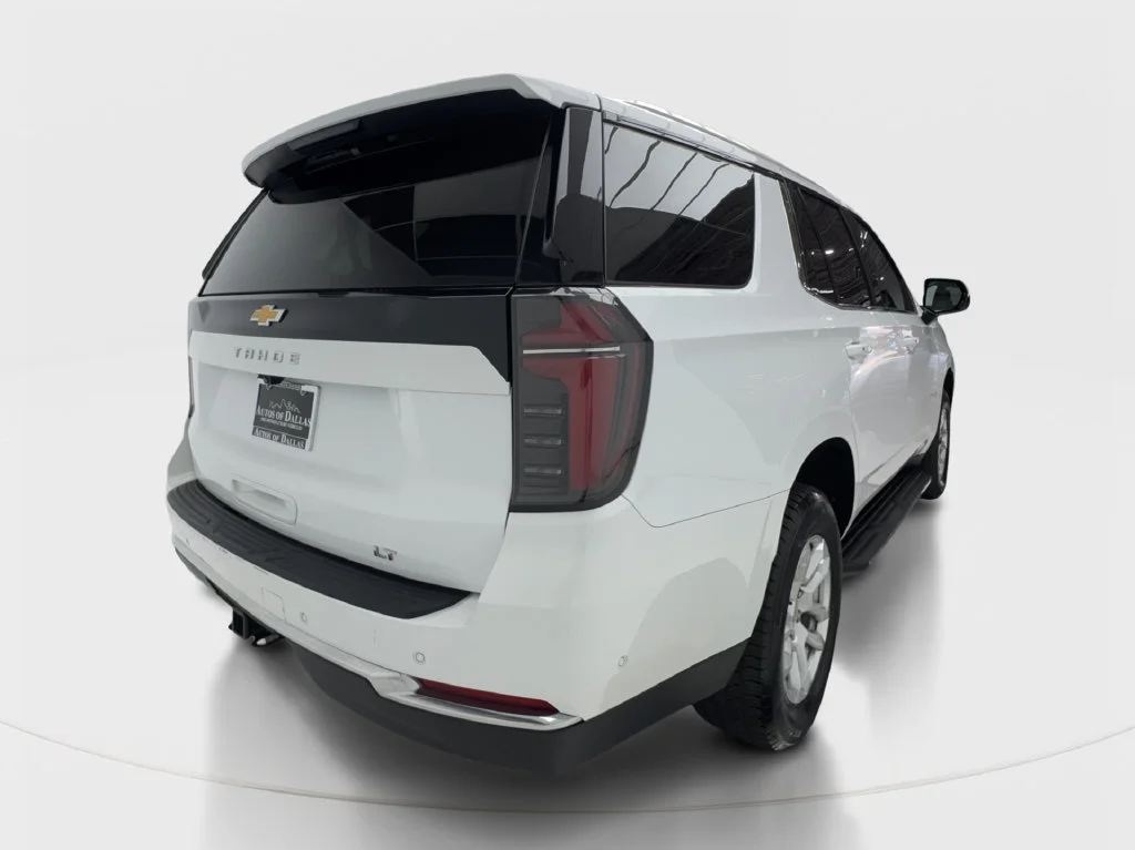 Used 2025 White Chevrolet LT image 8