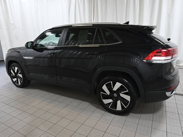 Certified Used 2024 Black Volkswagen 2.0T SE w/Technology image 9