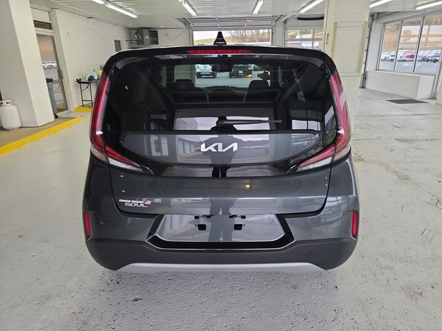 Used 2025  Kia LX image 4