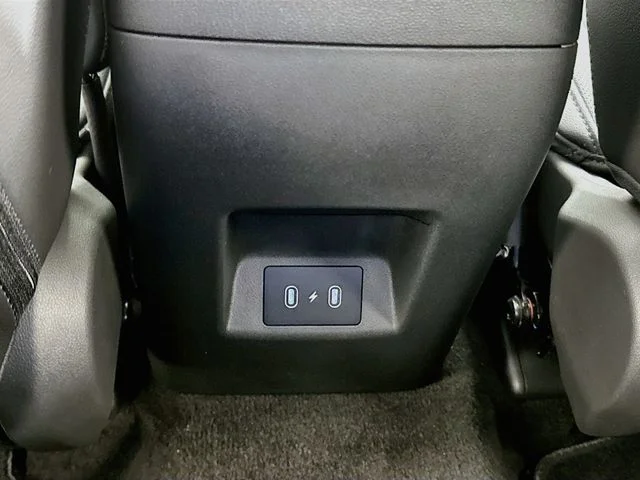 New 2027 Blue Hyundai SE image 13