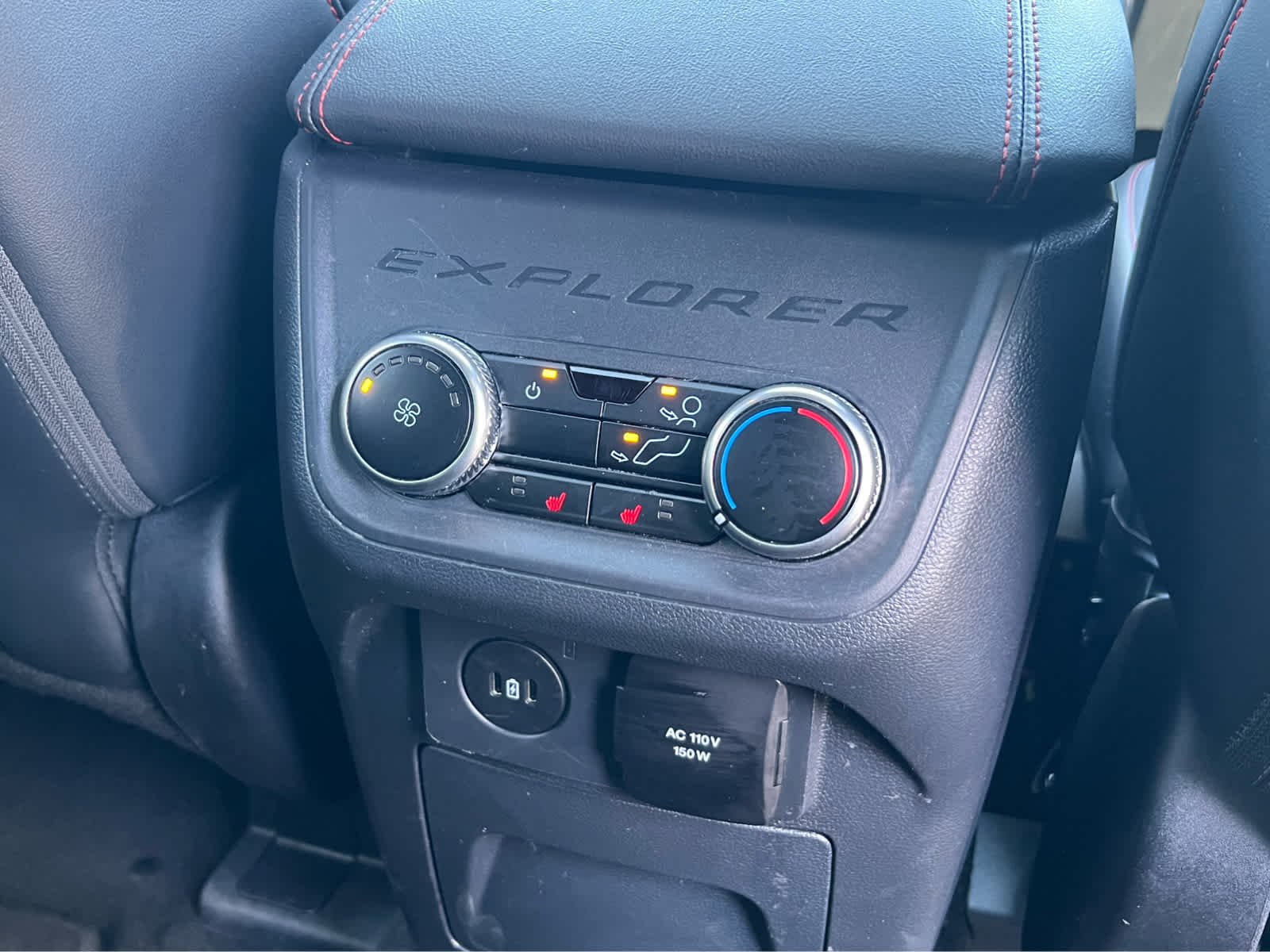 2025 Ford Explorer ST-LINE - Photo 24