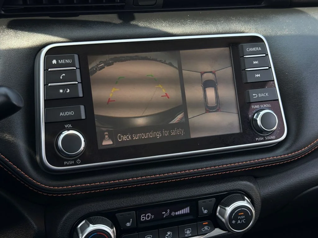 Used 2019 Gray Nissan SR image 18