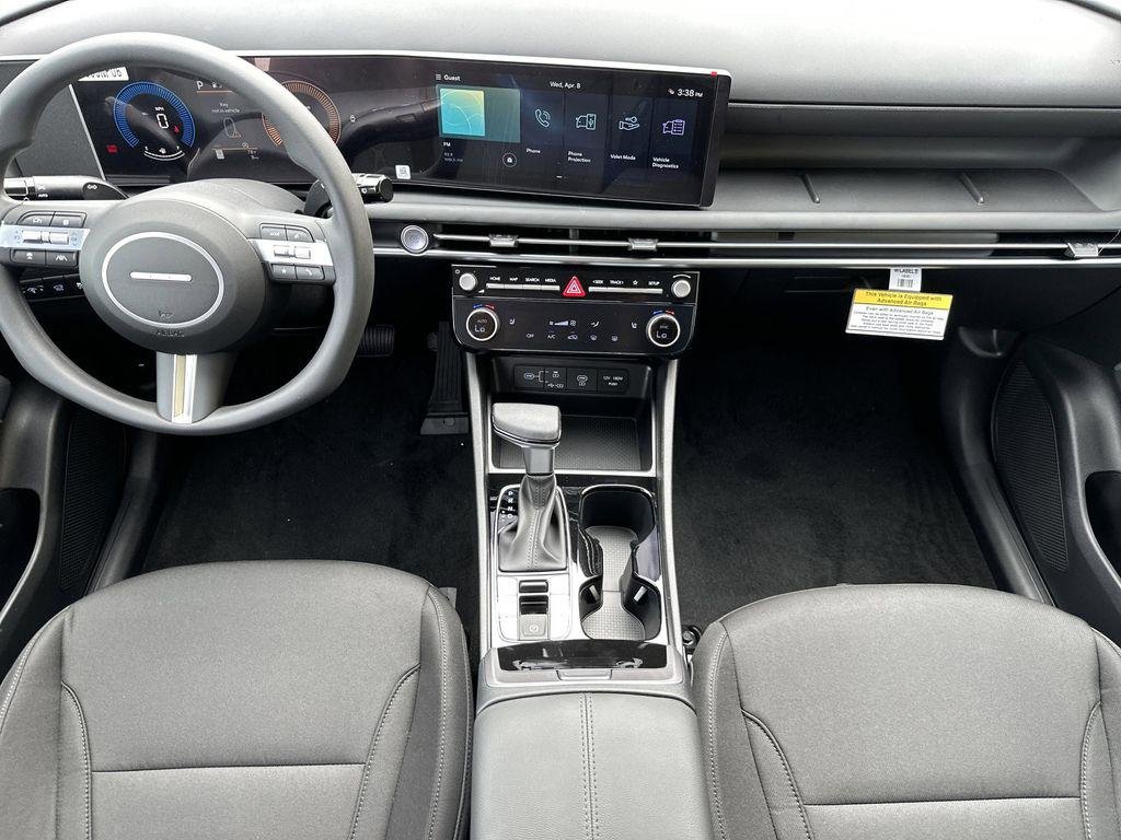 New 2026 White Pearl Hyundai SEL FWD image 13