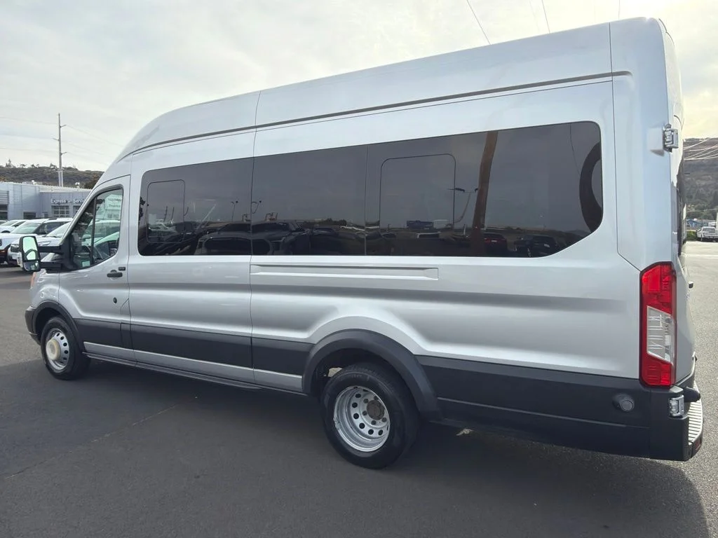 Used 2016 Ingot Silver Ford XLT image 10