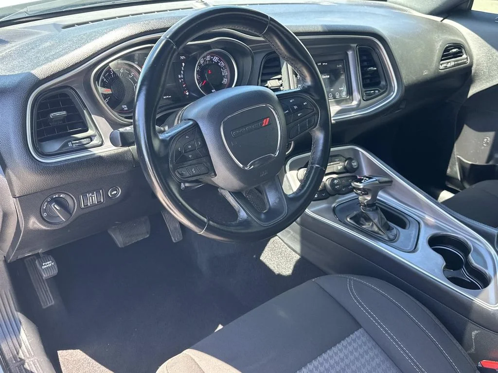 Used 2021 Gray Dodge SXT image 2