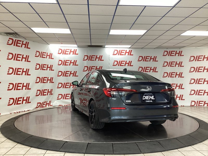 Used 2024  Honda Sport image 5