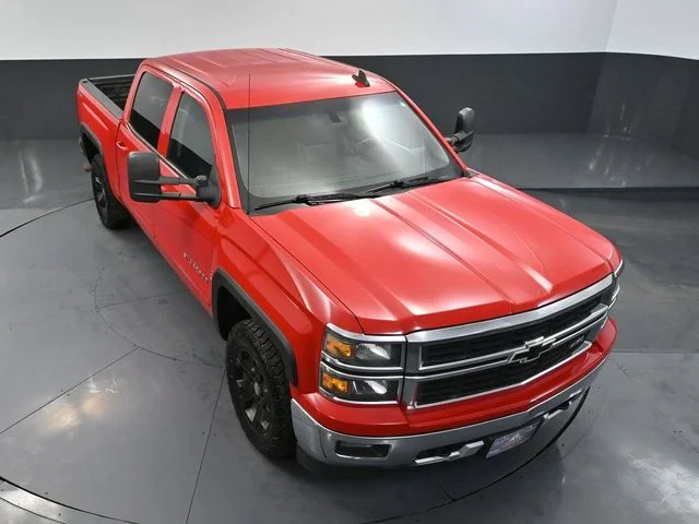 Used 2015 Red Chevrolet LT image 52