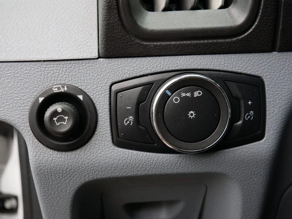 Certified Used 2019 White Ford XL image 14