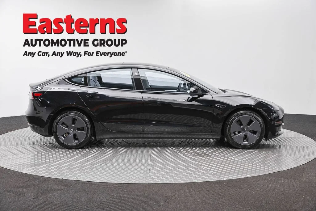 Used 2022 Black Tesla Long Range image 4