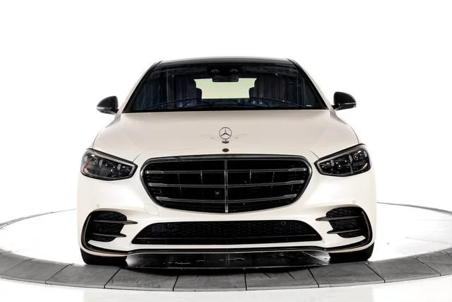 Used 2023 White Mercedes-Benz S 580 image 10
