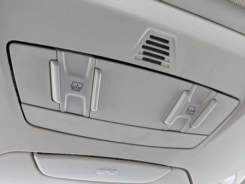 Used 2018 Gray Ford Titanium image 21