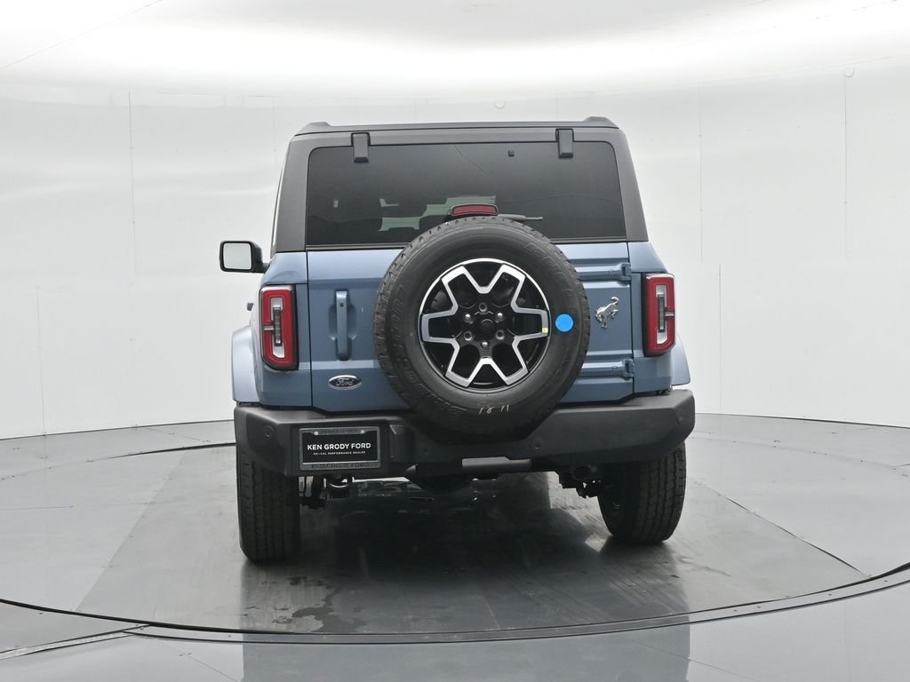 New 2025 Azure Gray Metallic Tri-Coat Ford Outer Banks image 33