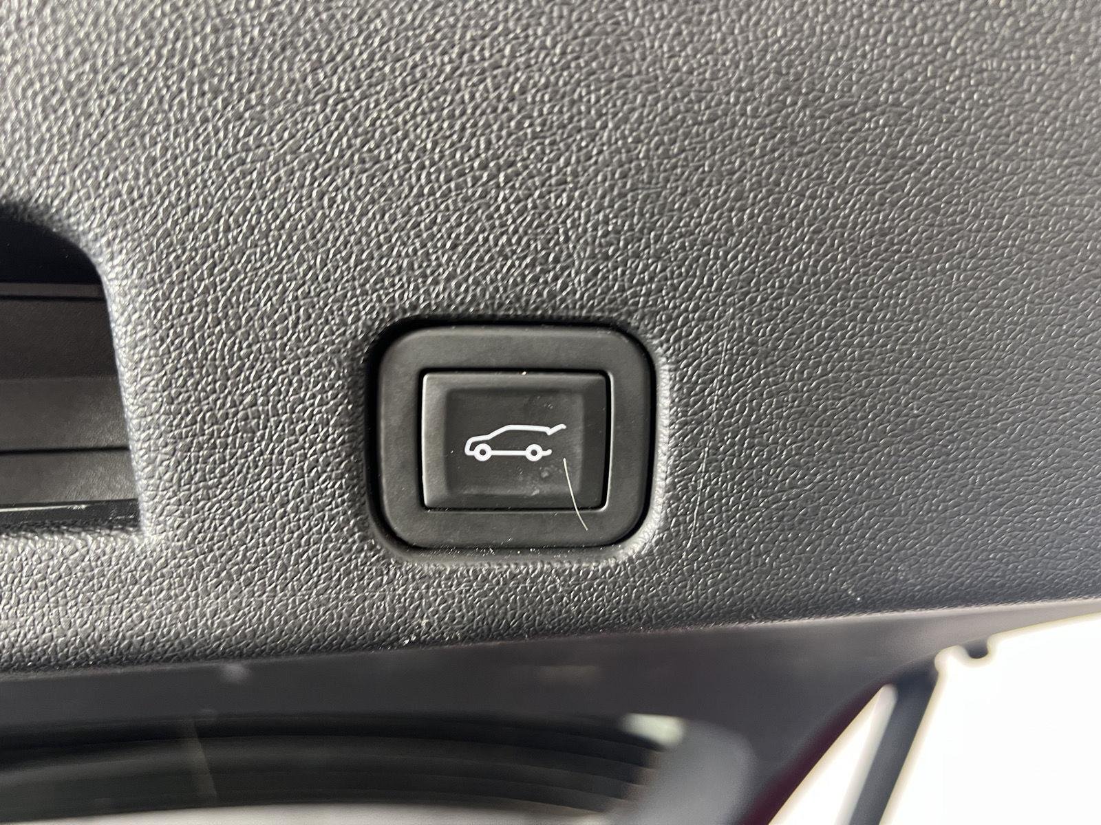 Used 2025 Radiant Red Tintcoat Chevrolet AWD Z71 image 31