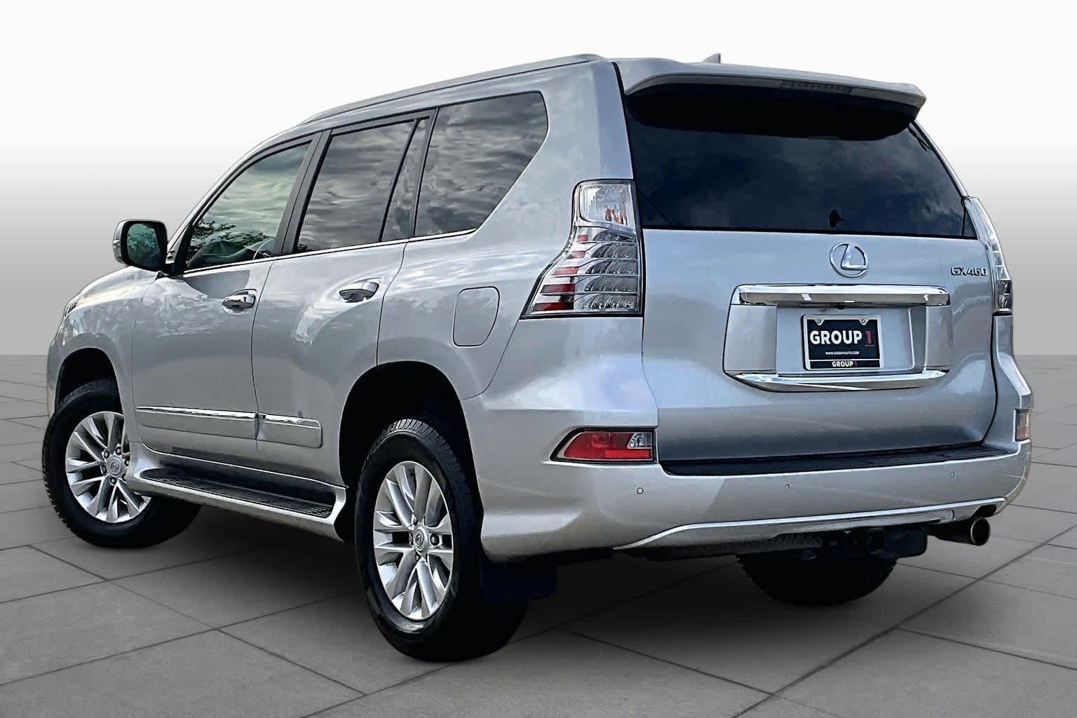 Used 2018 Silver Lining Metallic Lexus Premium image 12