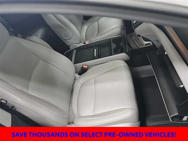 Used 2022 Silver Honda Touring image 22