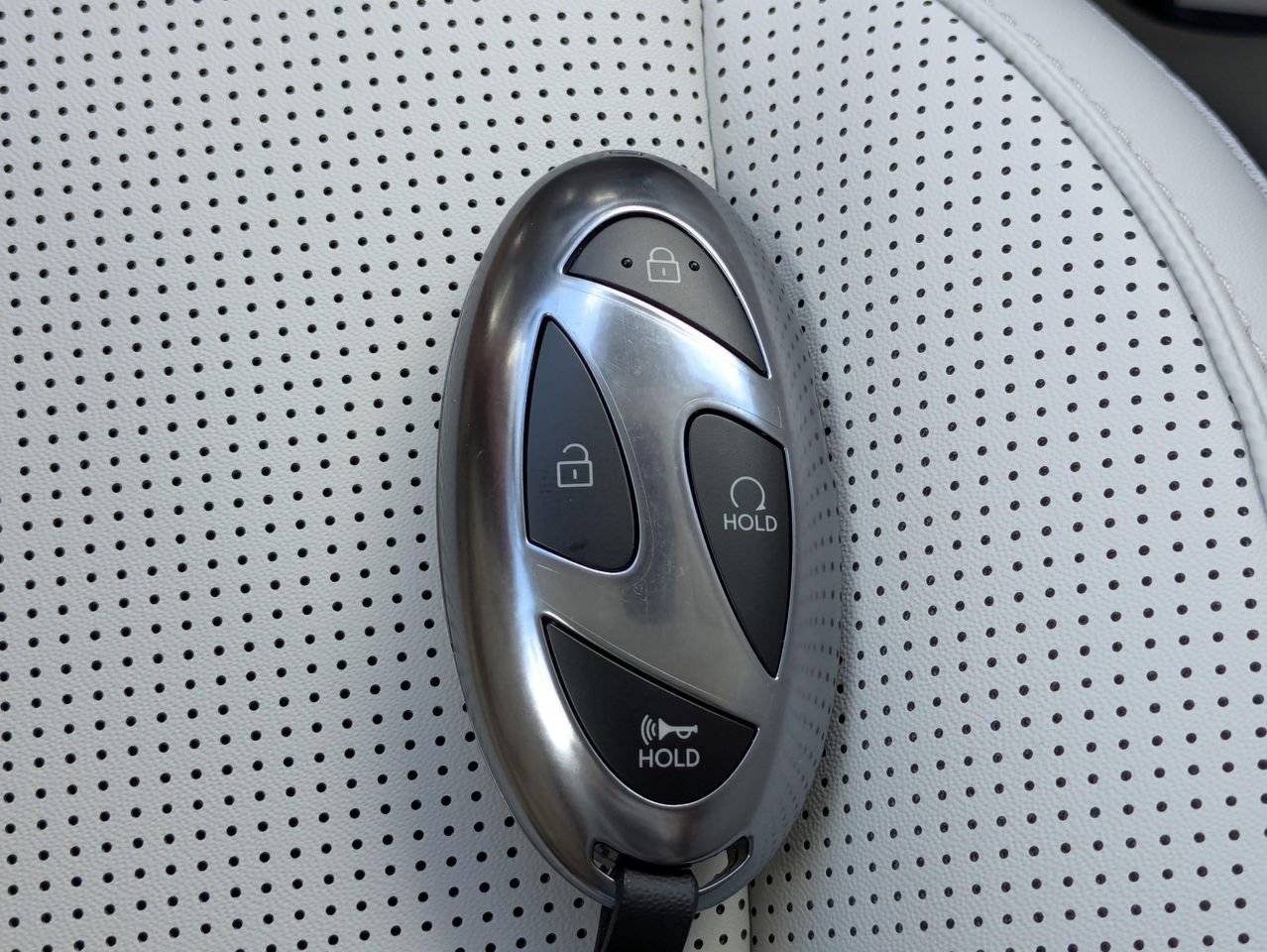 New 2027 Pacific Sapphire Pearl Hyundai SEL FWD image 42
