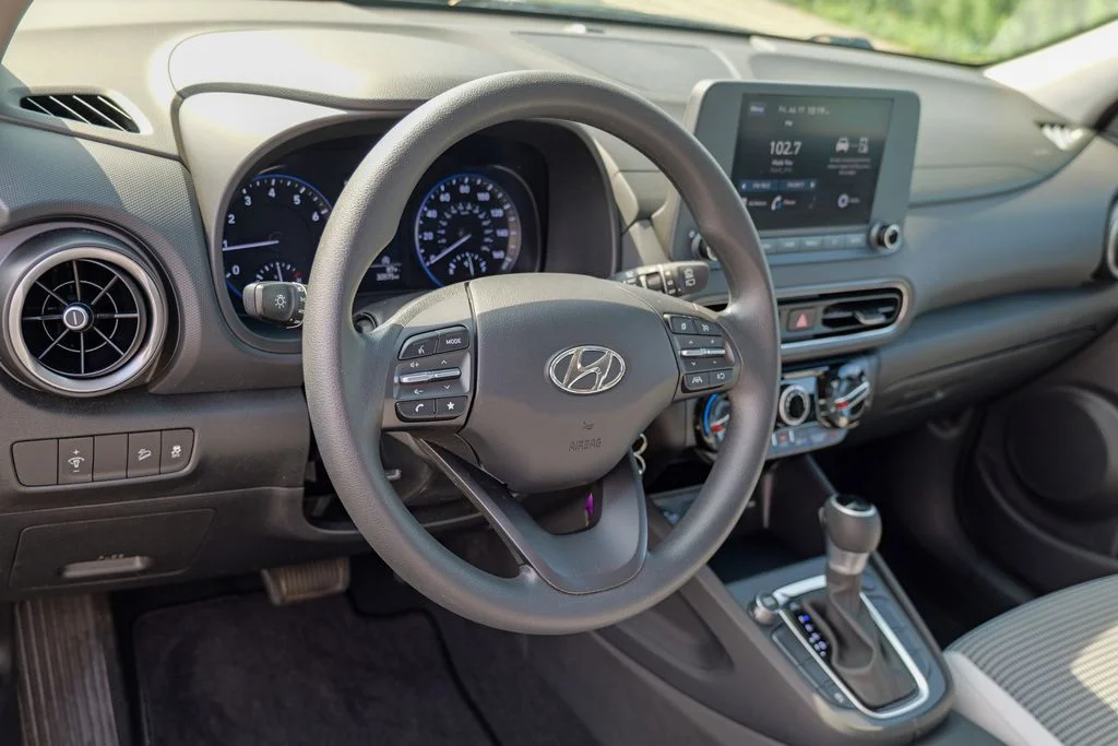 Used 2023 Abyss Black Pearl Hyundai SE image 20