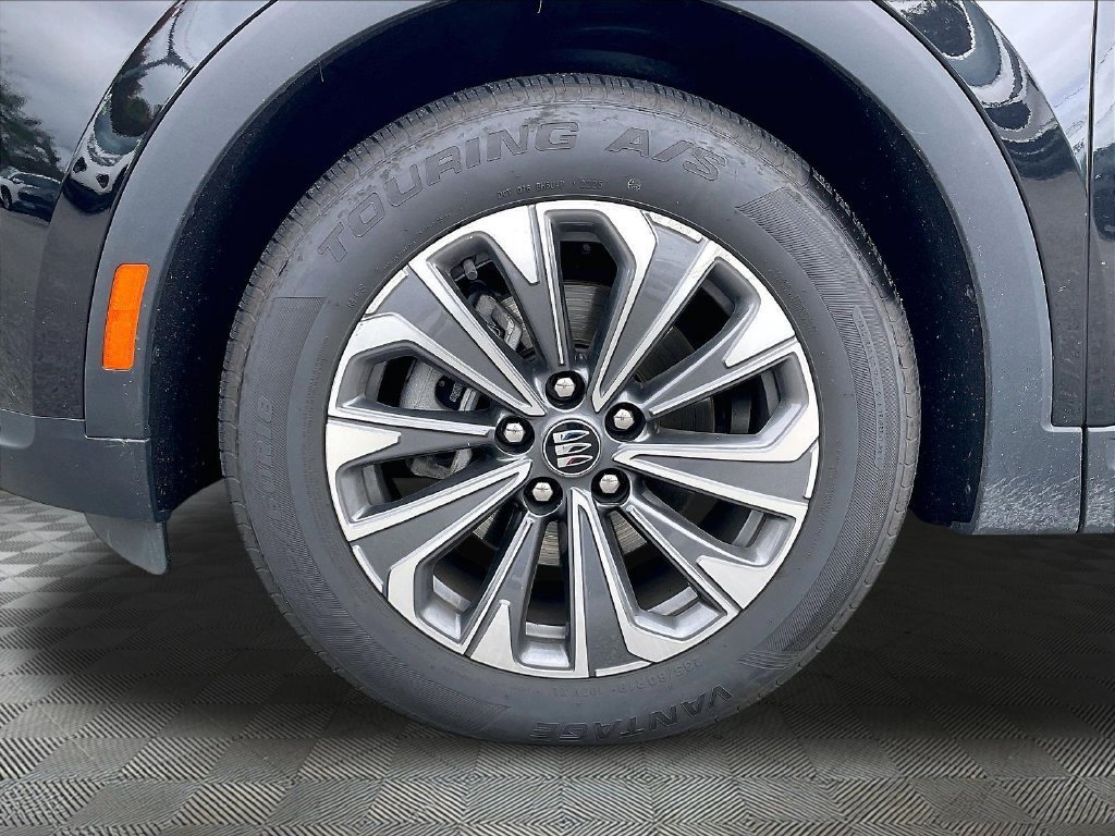 Used 2024 Ebony Twilight Metallic Buick Preferred image 7