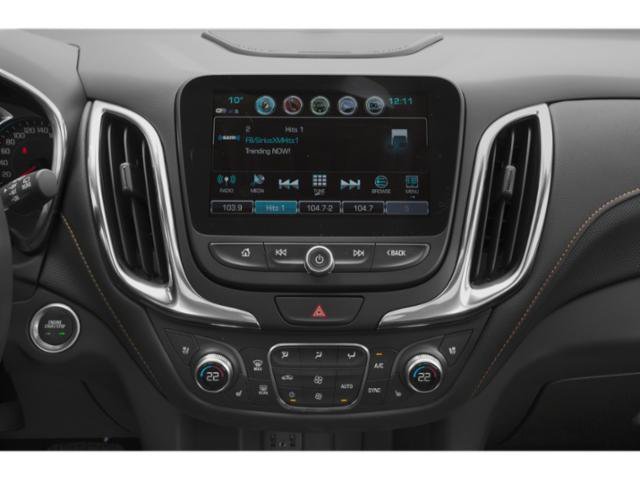 Used 2018 Silver Ice Metallic Chevrolet Premier image 23