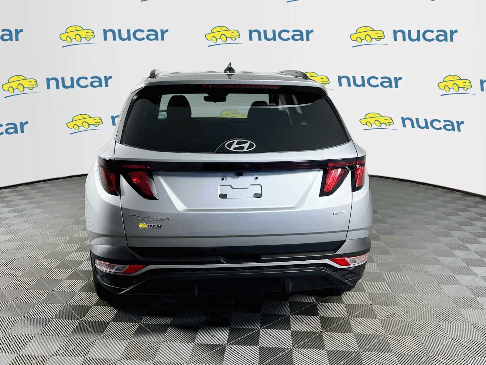 Used 2024 Shimmering Silver Hyundai SEL image 6