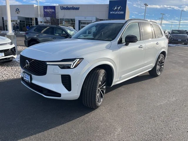 2026 Volvo XC90 Ultra - Photo 8