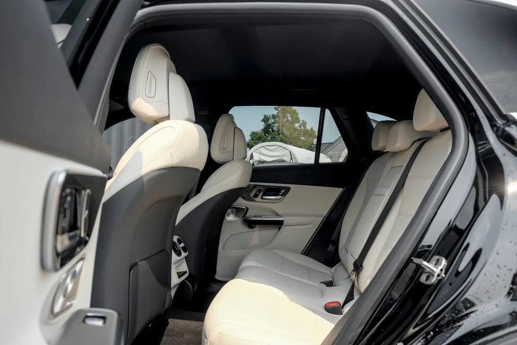 New 2026 Black Mercedes-Benz GLC 300 image 50