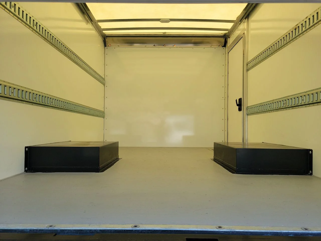 New 2024 Arctic White Mercedes-Benz Cab Chassis 144 WB image 8