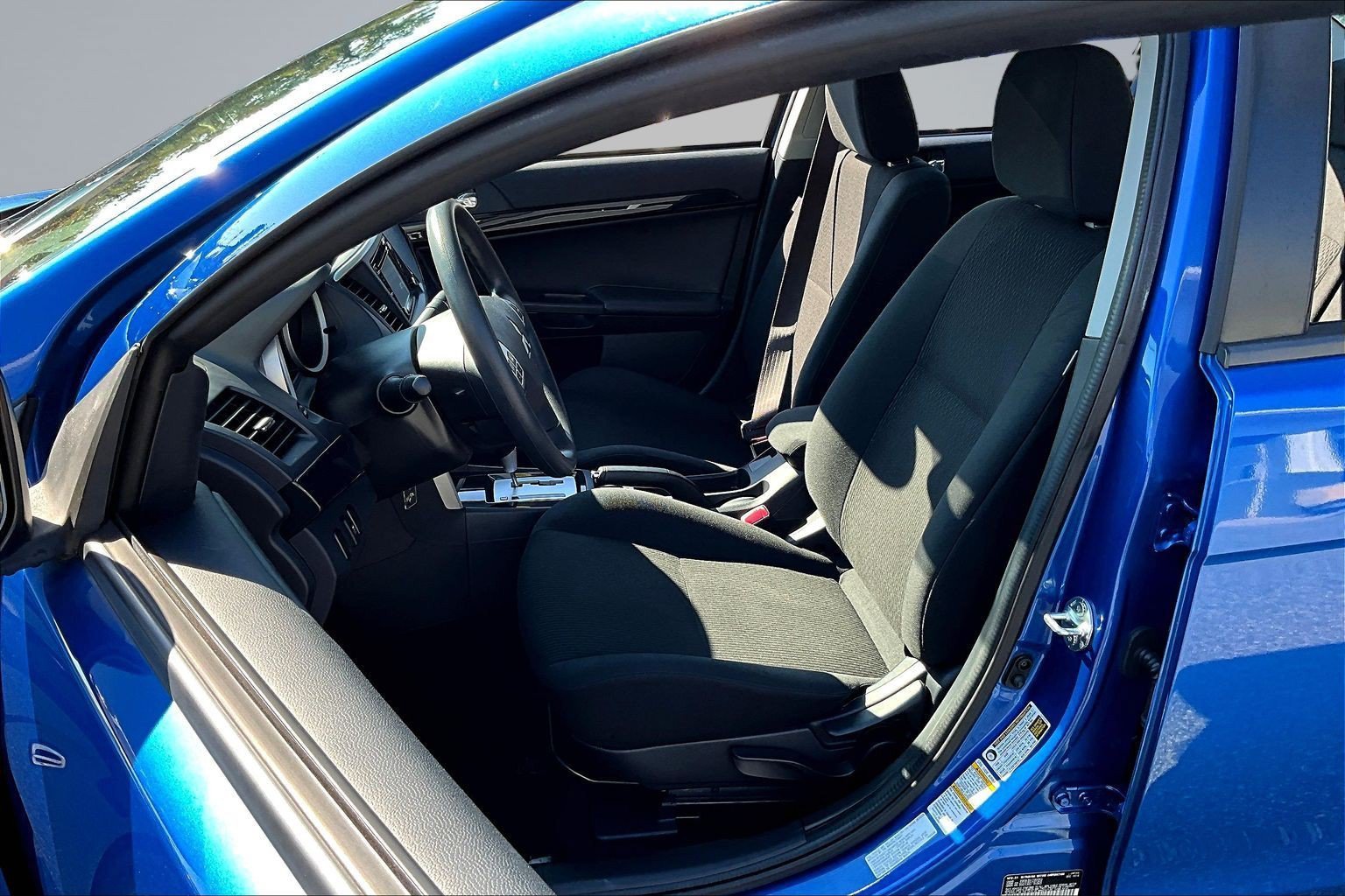 Used 2017 Blue Mitsubishi ES image 17
