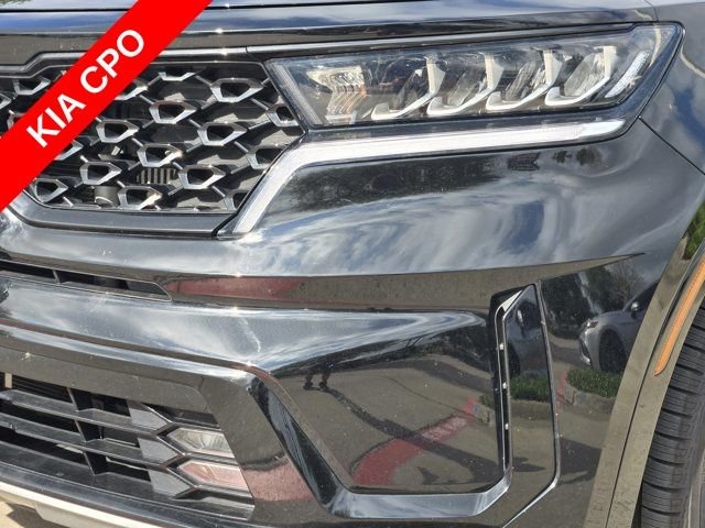 Used 2023 Black Kia EX image 9