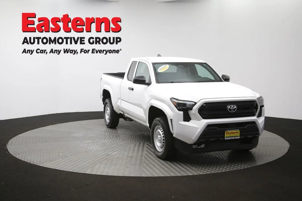 Used 2025 White Toyota SR image 48